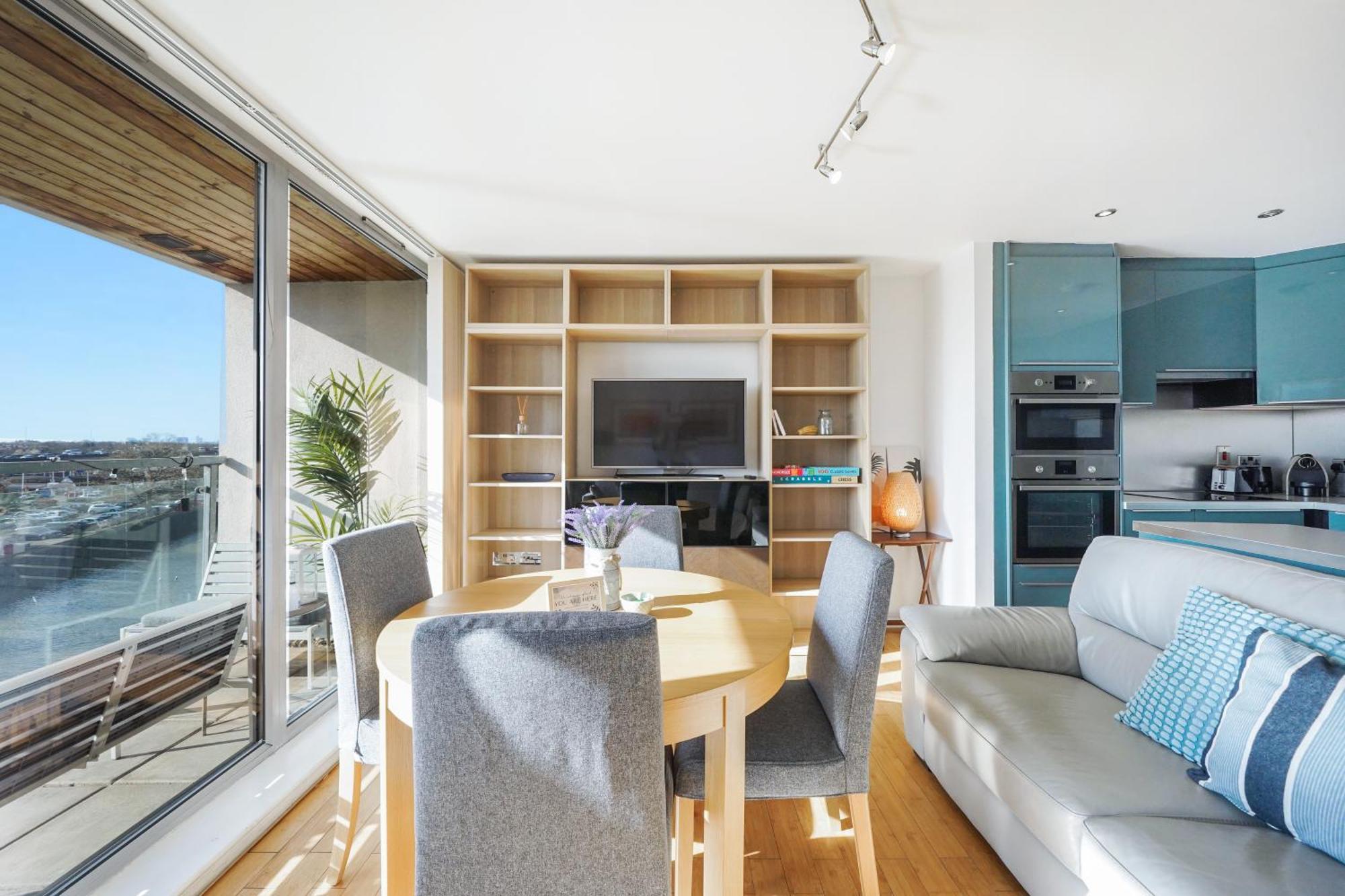 Riverside - 2 Bedroom & Free Parking Apartment Barking (Greater London)