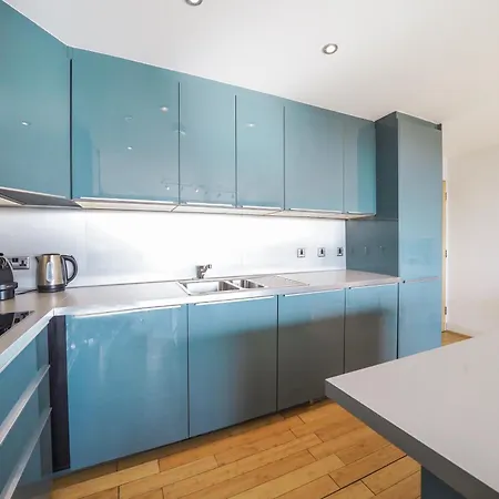 City Riverside - 2 Bedroom & Free Parking Barking  Exterior photo