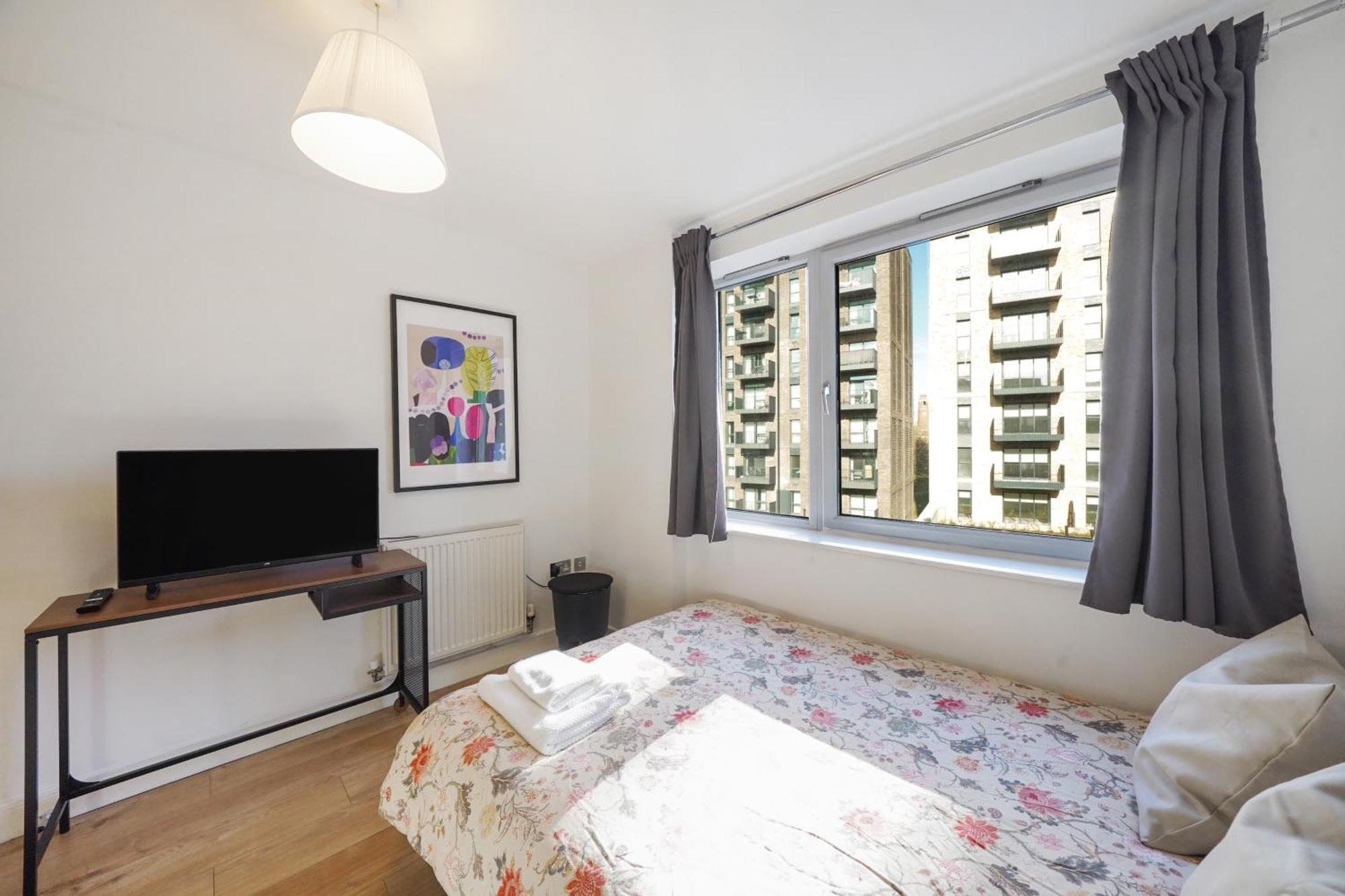Riverside - 2 Bedroom & Free Parking * Barking (Greater London)