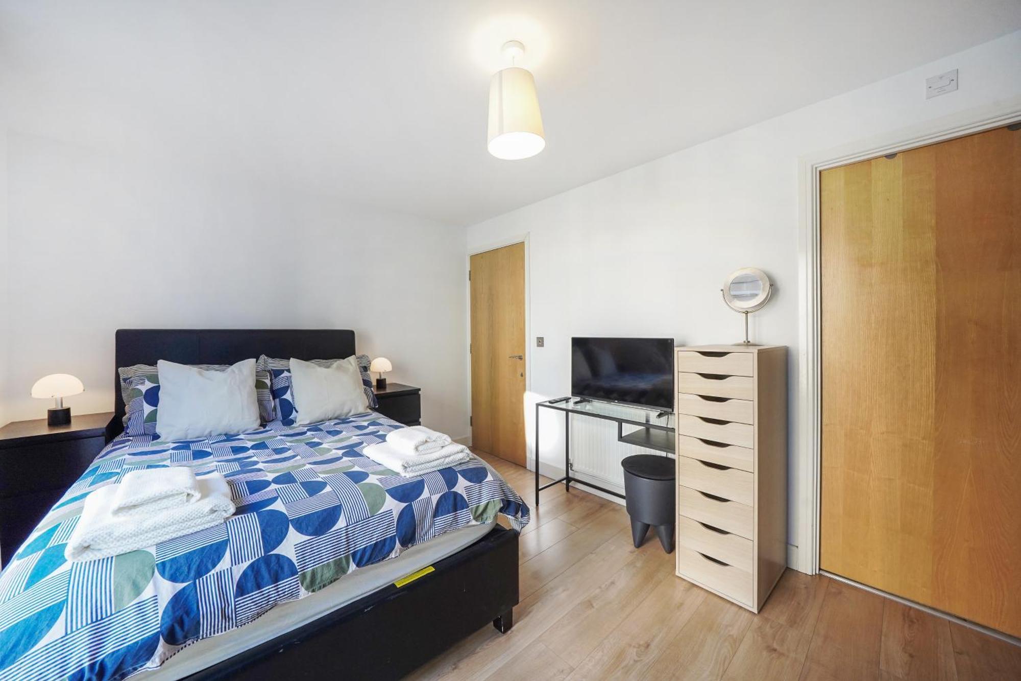 Riverside - 2 Bedroom & Free Parking Apartment Barking (Greater London)